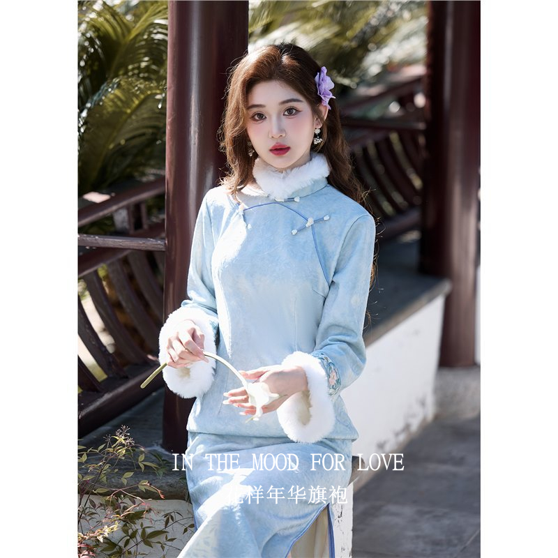 蓝色2025新款加绒新中式连衣