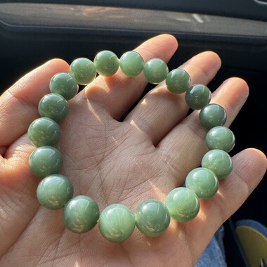 新疆和田玉湖蓝手链戈壁料油润漂亮特色蓝调卡10圆珠无暇男女收藏