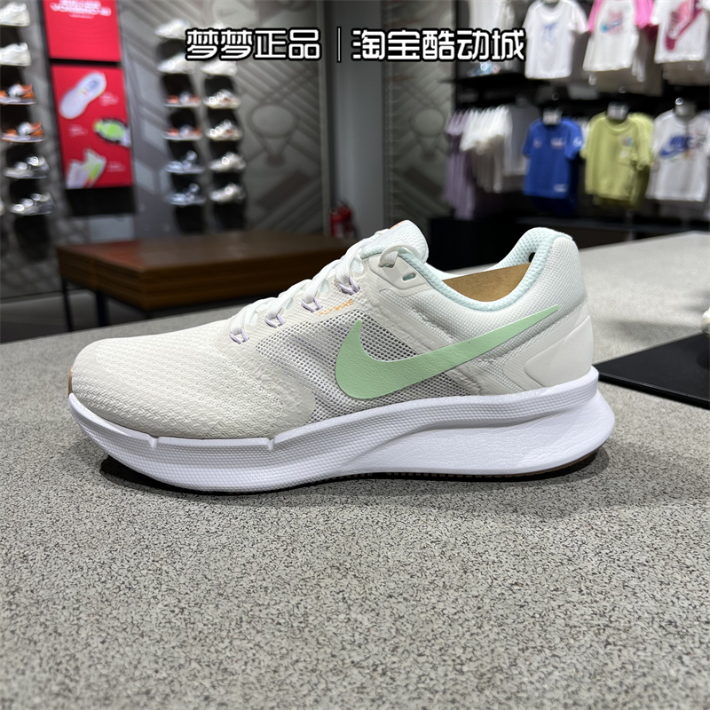耐克女鞋缓震透气运动休闲跑步鞋