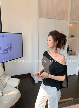 CHICHEN-美学传递-羊毛混纺荡领一字肩短袖