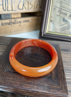 晶玉呈祥红玛瑙手镯天然玉石正品玉手镯冰种玉髓旺夫玉镯子