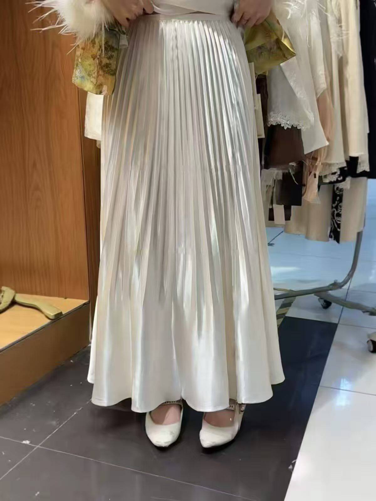 缎面光泽百褶半身裙女秋冬高腰垂感大摆A字裙气质显瘦风琴百褶裙