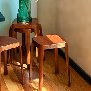 中古风黑胡桃木堆叠凳实木方凳可叠放餐凳家用化妆凳高级感备用凳