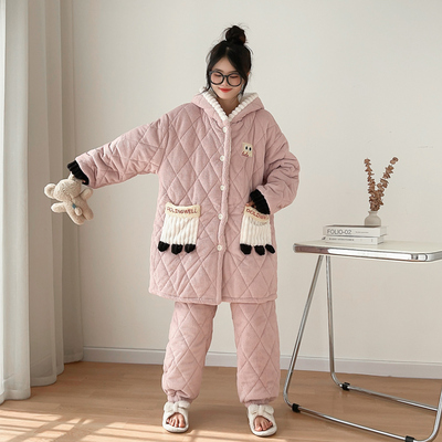 卡通刺绣珊瑚绒夹棉大码睡衣套装