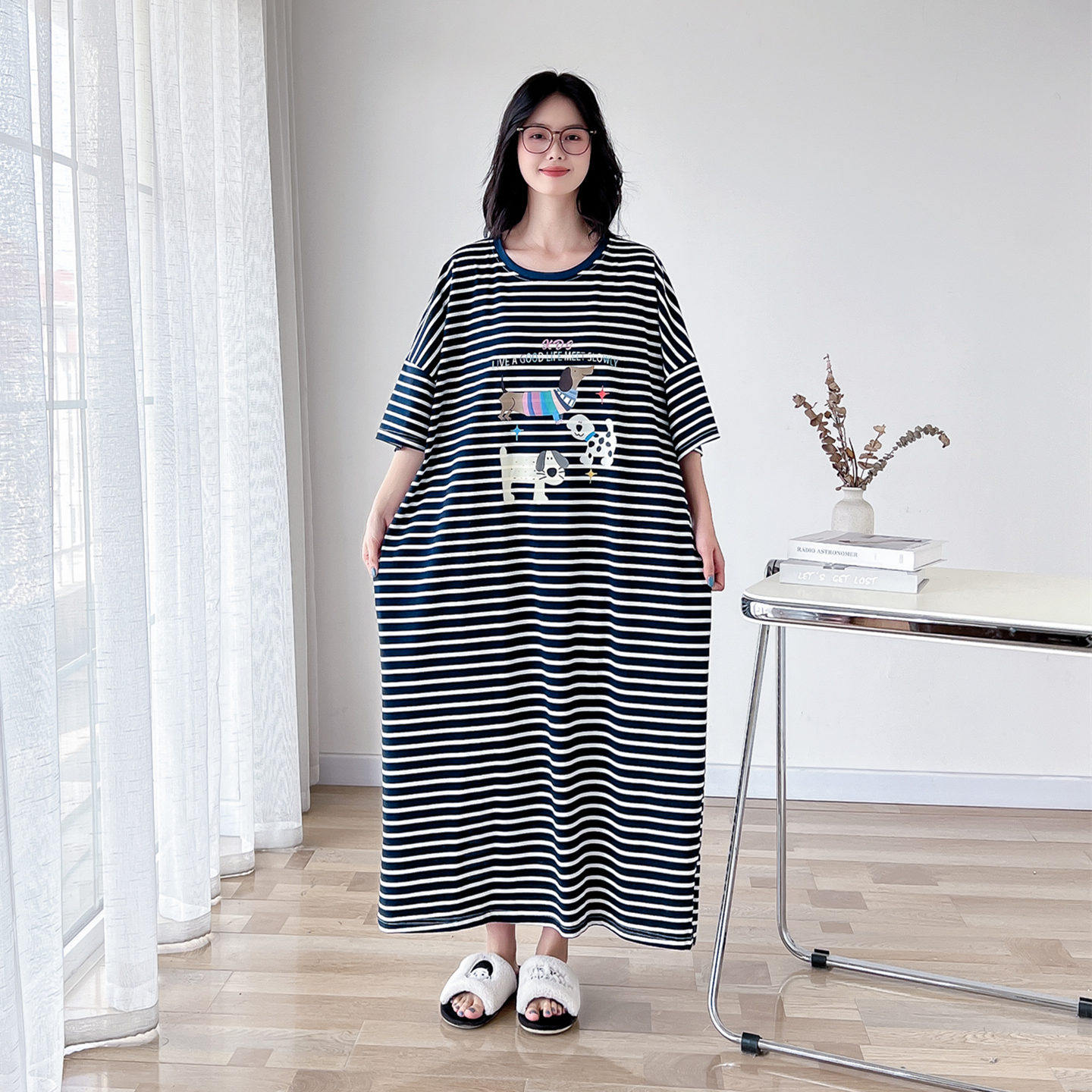 可爱狗狗纯棉大码睡裙女夏季短袖薄款条纹胖MM200斤睡衣裙家居服