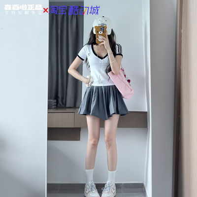 阿迪达斯三条纹V领修身短袖T恤