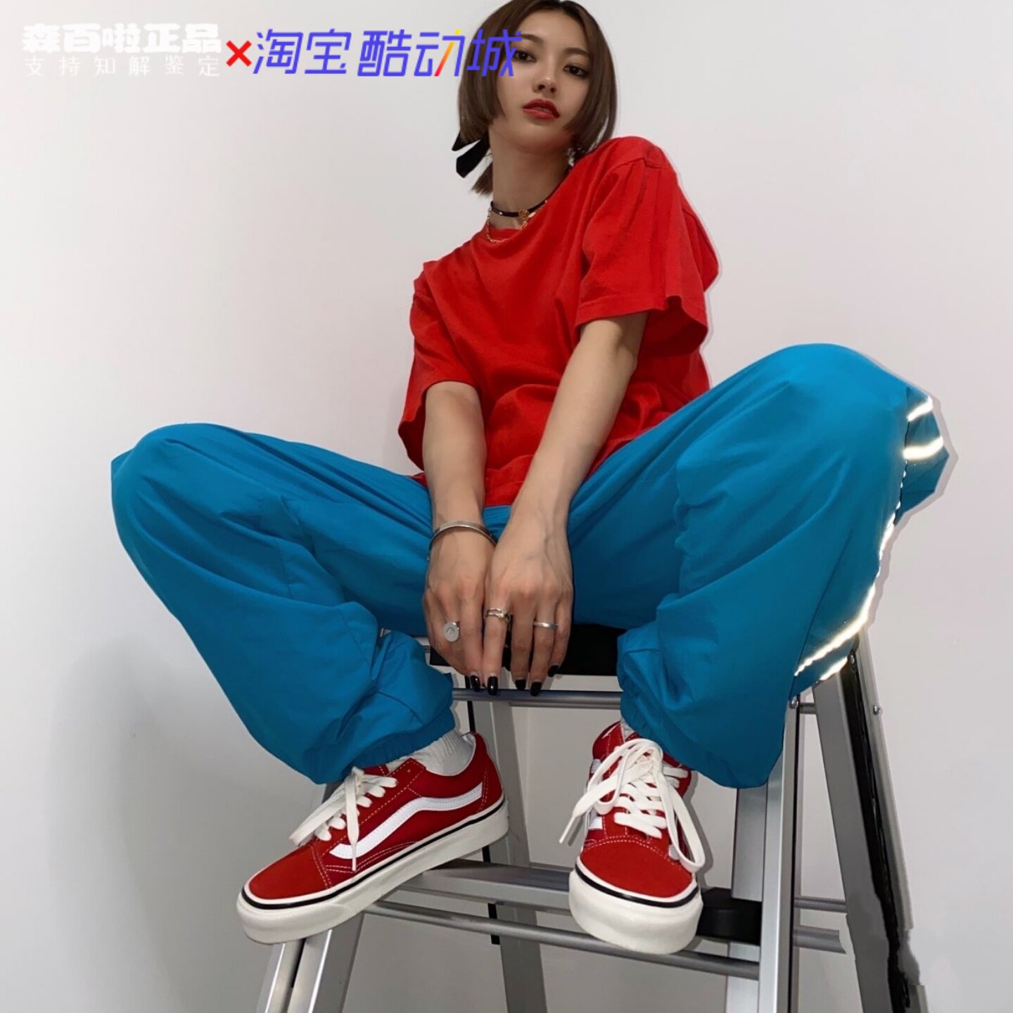 VANS OLD SKOOL 黑白色经典LOGO印花低帮情侣帆布板鞋VN0A4U3BWZ4