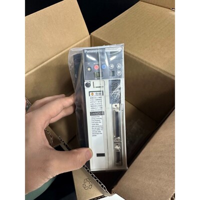 全新伺服驱动器DV83020HA202拍前议价