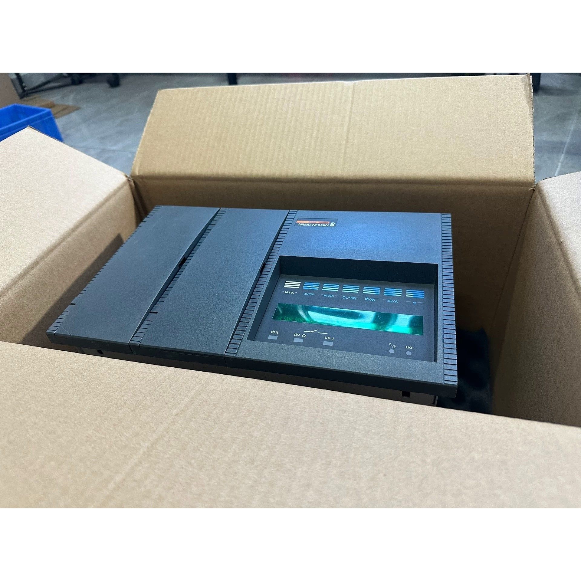 施耐德继电装置控制器SEPAM2035拍前议价