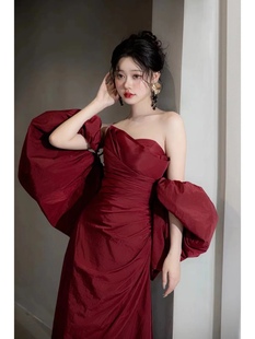 酒红色敬酒服高级感法式抹胸新娘结婚晨袍气质宴会订婚回门小礼服