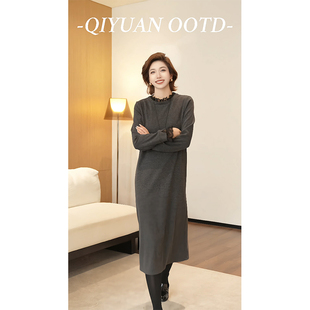 柒院家微胖大码 连衣裙2025冬宽松遮肉显瘦中长裙 拼接蕾丝圆领长袖