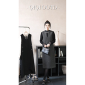 V领纯色烫钻背心连衣裙2025秋新款 柒院家大码 女装 宽松遮肉中长裙