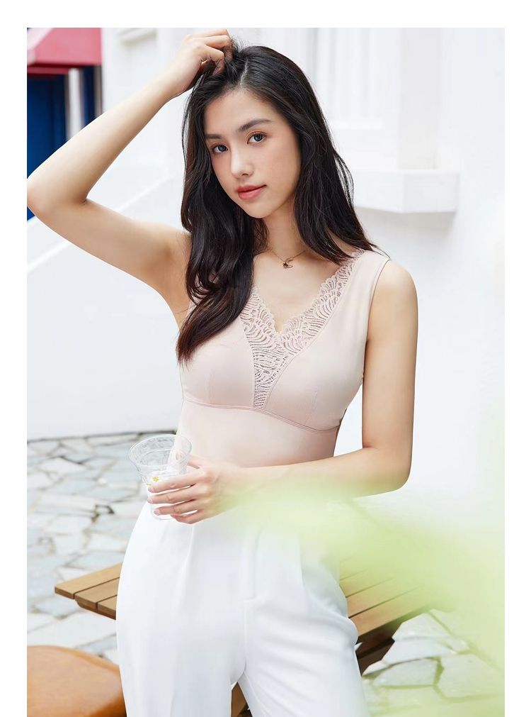 丽维 秋冬新款磨毛加绒保暖蕾丝带胸垫打底女式背心吊带衫 B2132