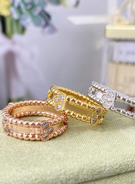 v金万花筒宽窄版戒指女四叶小花满钻情侣对戒礼物