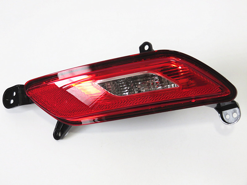 适配一汽奔腾B30后杠灯 奔腾B30后雾灯防雾灯后尾灯雾灯后杠灯