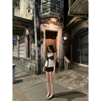 Thas9i九亿 设计感不规则双腰头做旧水洗低腰短裤女辣妹性感热裤