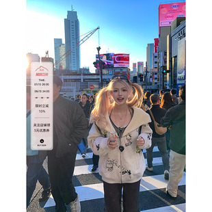 Thas9i九亿 上衣 KT捣蛋鬼 宽松印花加绒保暖连帽卫衣外套女开衫