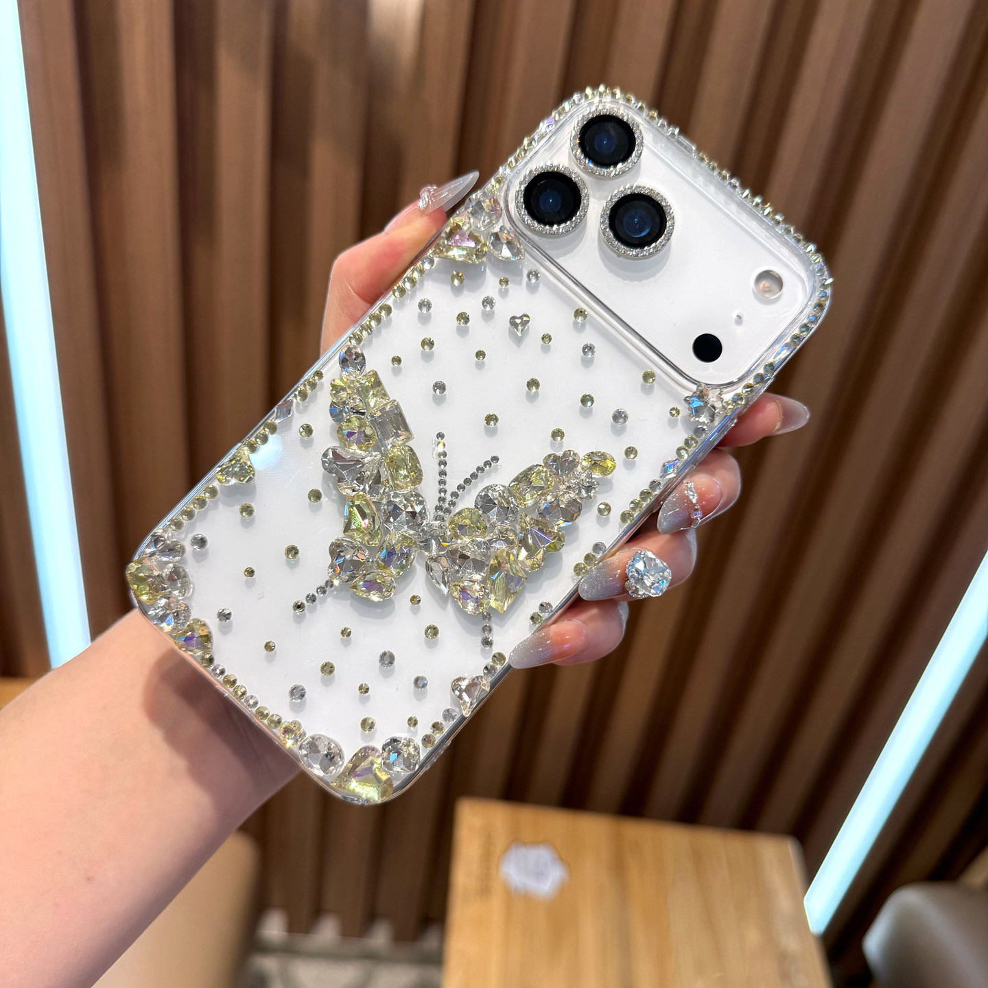 网红水晶蝴蝶vivoS60手机壳新款奢华女X500Pro带钻石闪S50保护套X300S全包S21时尚S30个性X200创意S19防摔S20