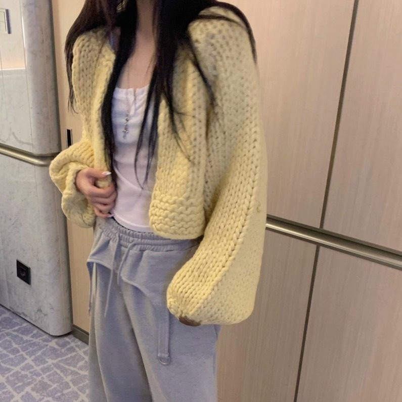 现货VIRKIN奶呼呼可爱粗棒针毛衣