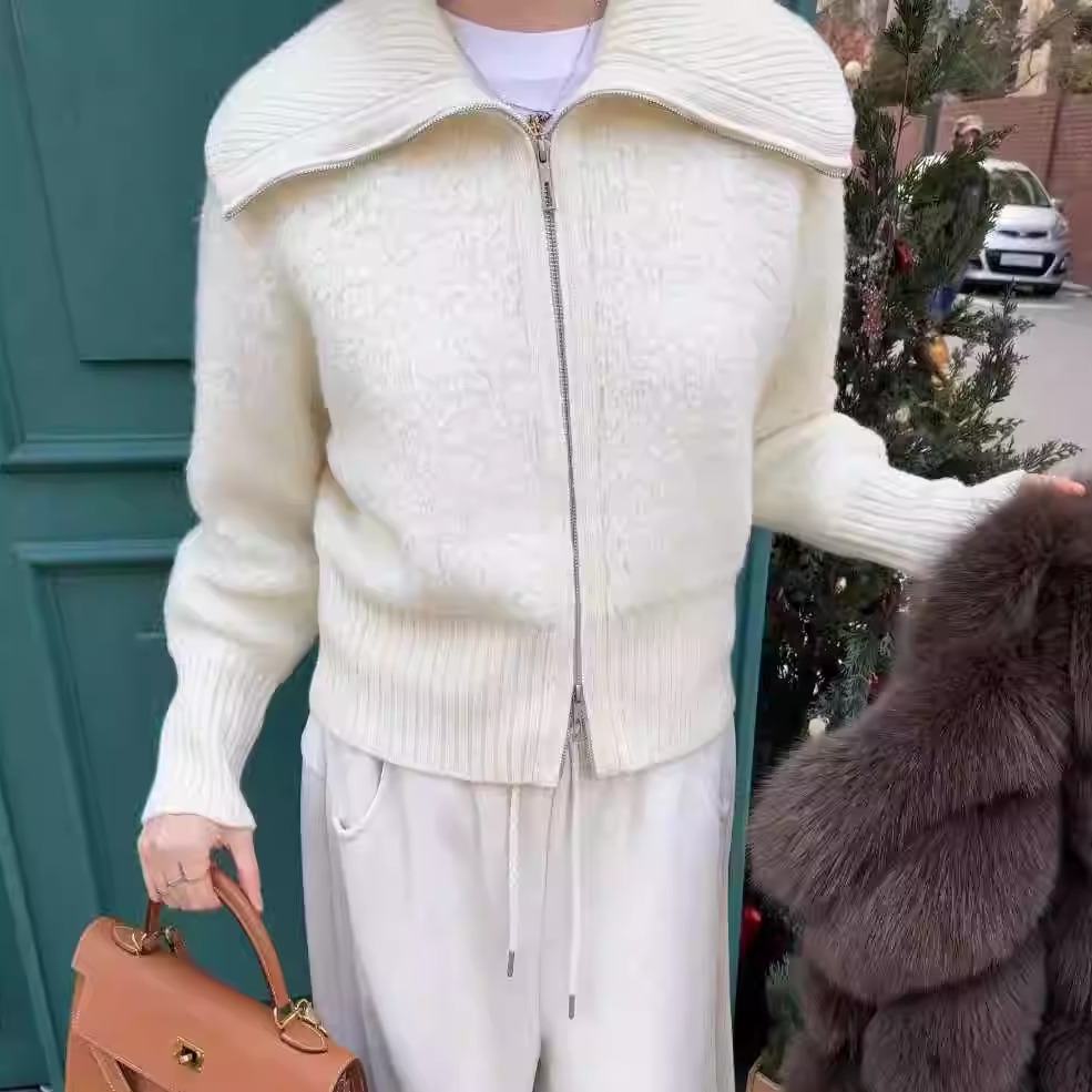 HELDER-P羊毛大翻领拉链毛衣