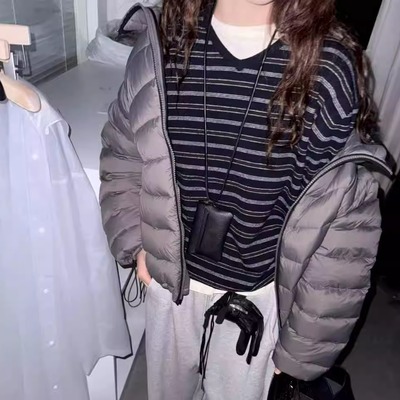 LAKE-A羊毛混纺条纹休闲针织衫