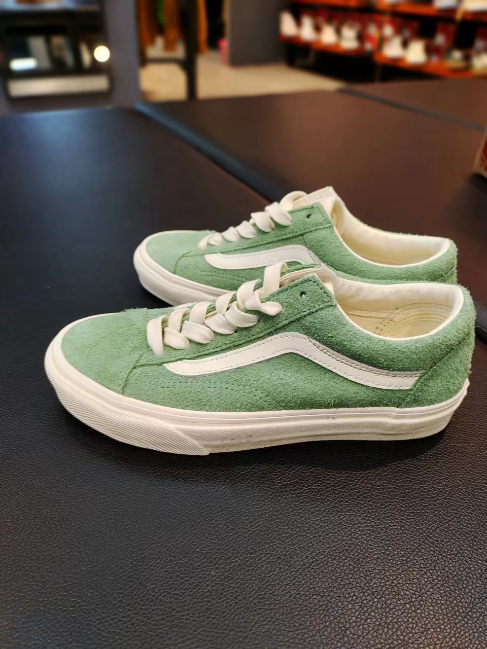 VANS Style 36绿色百搭低帮男女同款板鞋 VN0A54F6D6E