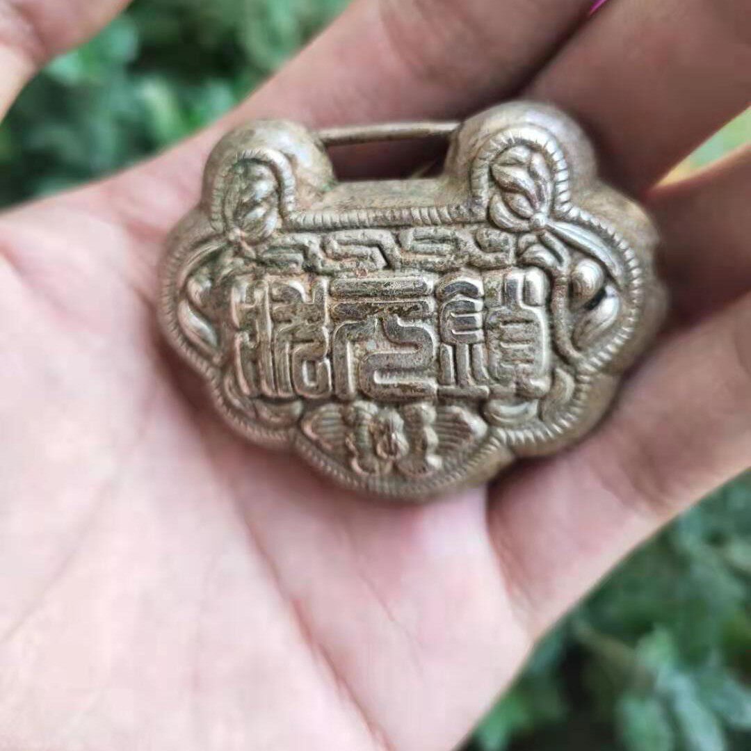 999纯银 老银人物故事状元锁苗族银饰