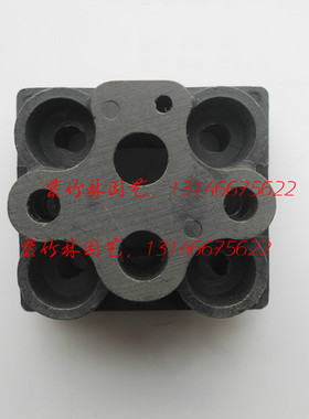 适用于小松绿篱机化油器胶木CHTZ6010/HTZ7510修枝剪化油器连接管