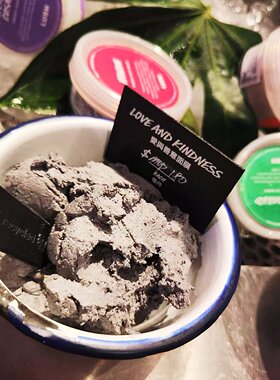 LUSH爱与善意保湿焕光面膜
