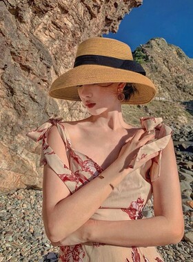 海边大沿草帽女夏遮阳防晒赫本风蝴蝶结沙滩度假帽法式复古太阳帽
