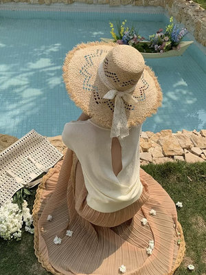 2025新款防晒拉菲草帽女蕾丝系带大檐海边度假帽子沙滩镂空遮阳帽