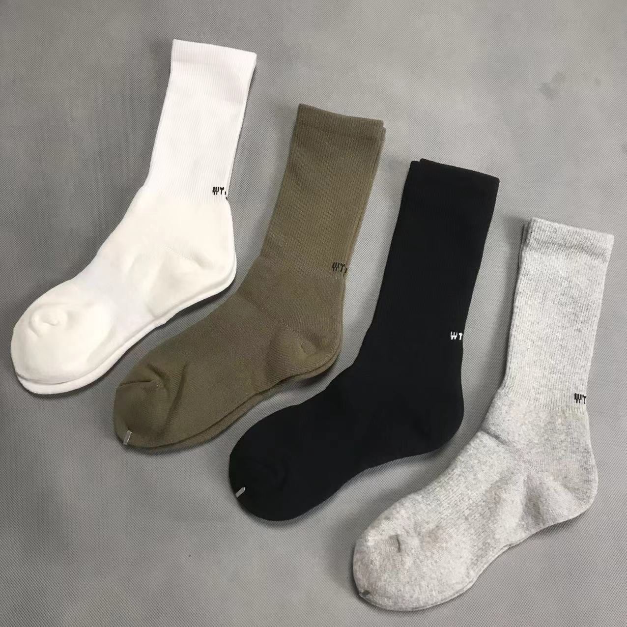 日潮西山WTAP纪念款棉袜男女中高筒军绿色毛巾底运动ins篮球袜