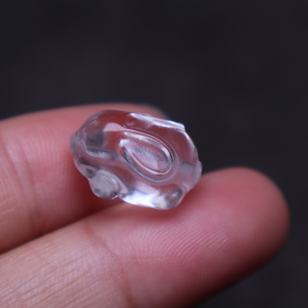 天然白水晶玉兔生肖兔子趴趴兔