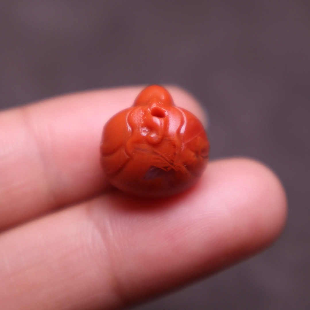 南红玛瑙弥勒佛背云隔珠配饰