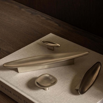 丹麦Vale手工黄铜拉手衣柜把手