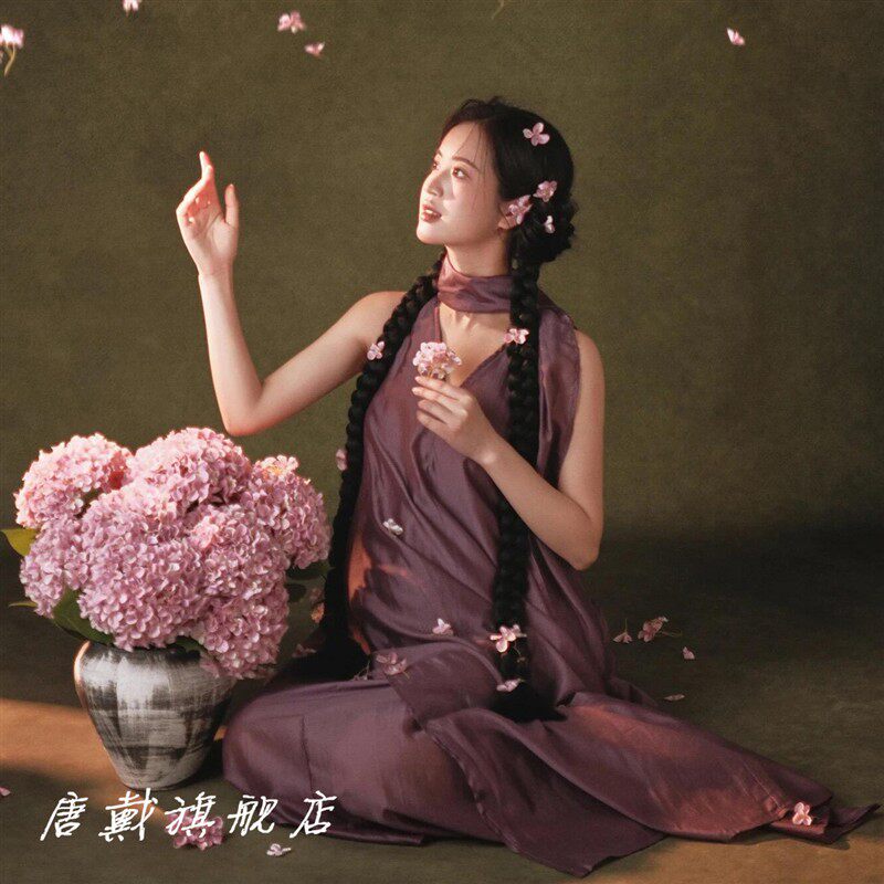 影楼新款法式高级紫色V领无袖吊带连衣裙孕妇度假长裙温柔风写真