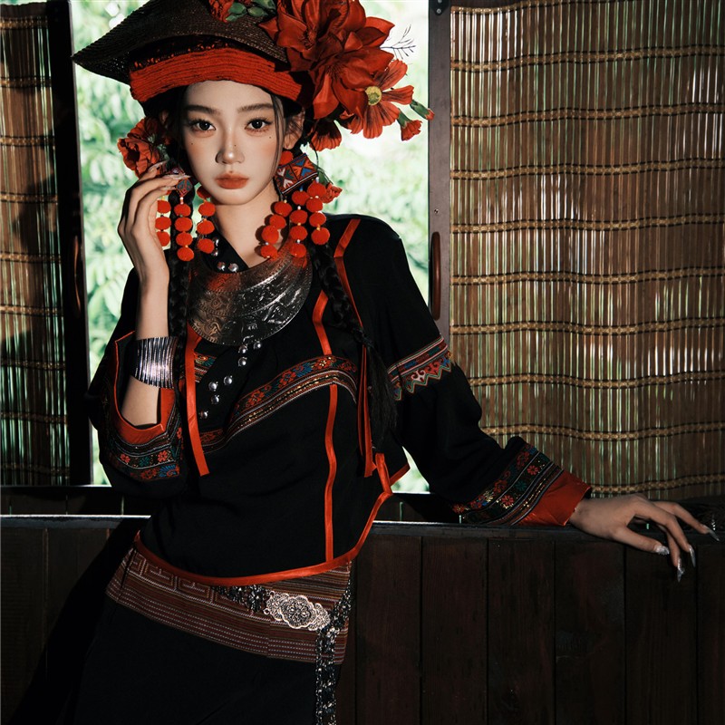 布朗族异域风情苗疆贵州云南少女旅拍少数民族风写真摄影演出服装