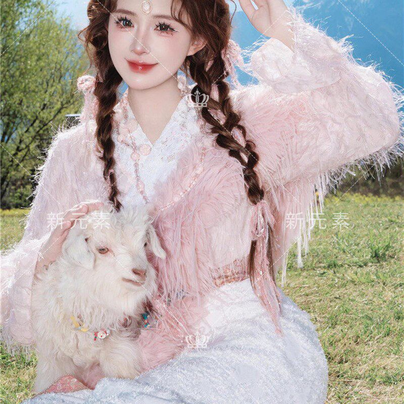 藏服新款藏族旅拍套装云南西藏民族风特色小清新少女海边旅拍服饰