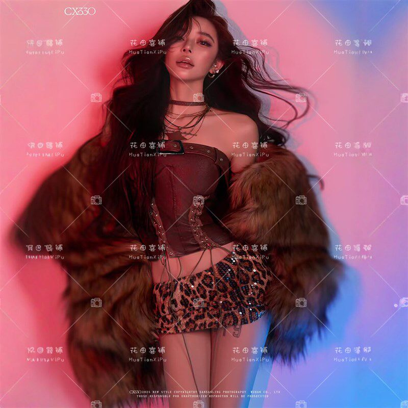 2026照相馆新款个性西部牛仔辣妹氛围感美式个人艺术照写真摄影服