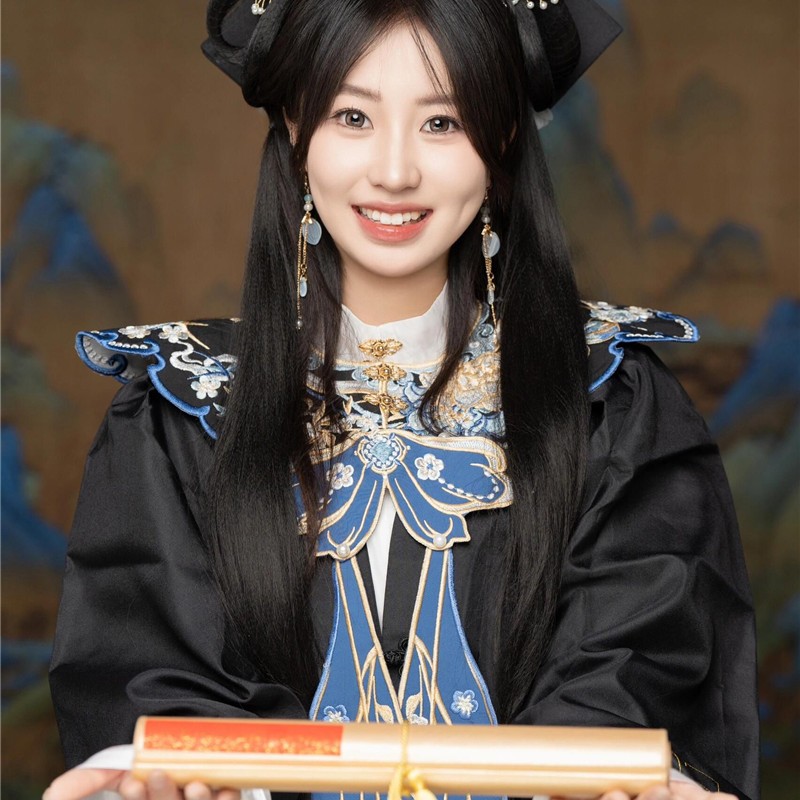 中国风国潮明制汉服照相馆新中式马面裙搭配学士服毕业服明制汉服