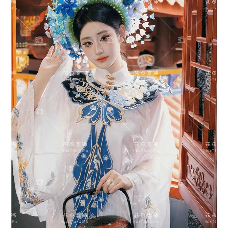 汉服簪花服装女云肩搭新中式国风泉州浔浦女簪花马面裙摄影写真服