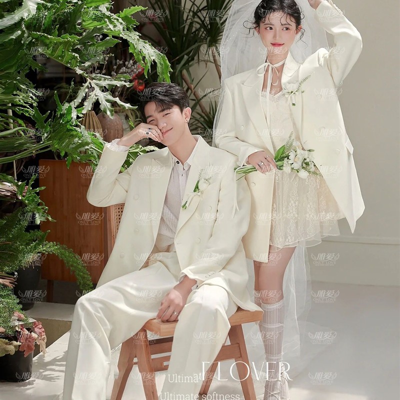 韩系小清新婚纱照氛围感外景情侣主题服影楼甜系西装街拍摄影礼服