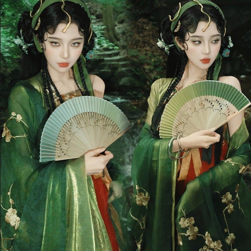 新款影楼主题写真青蛇汉服古装重工刺绣红绿撞色唐制拍照摄影服装