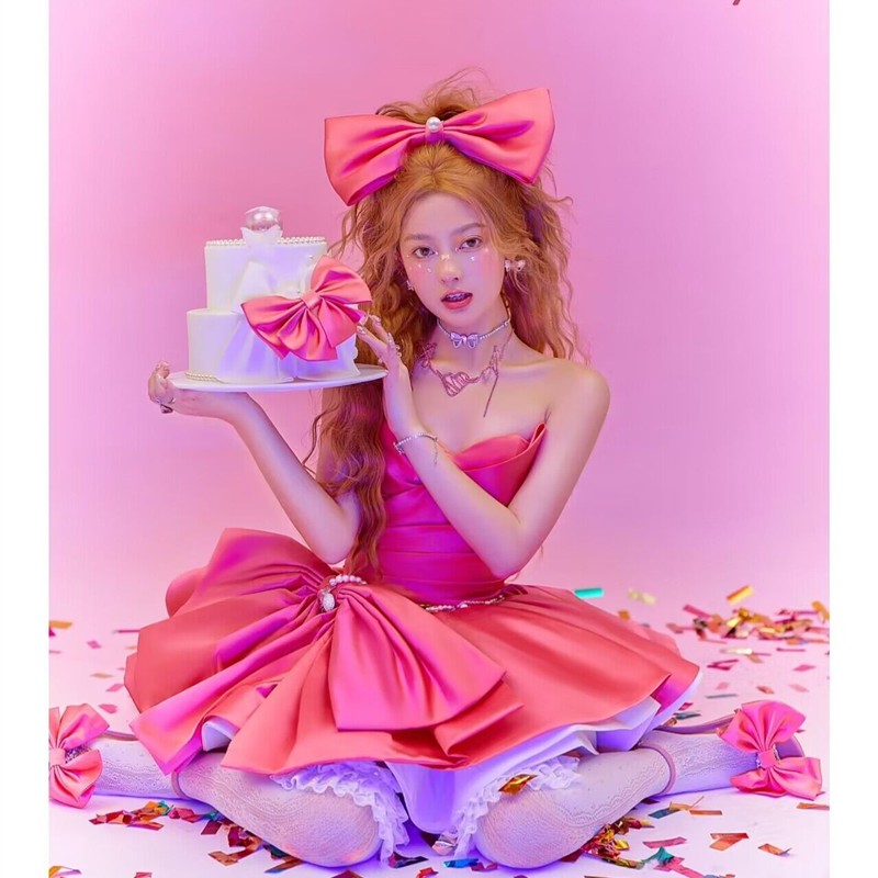 2023照相馆新款芭比风少女生日写真服装时尚千金名媛艺术照摄影演