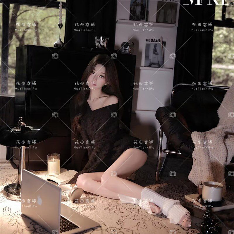 照相馆秋冬新款居家少女氛围感个人慵懒风黑色毛衣写真拍照摄影服