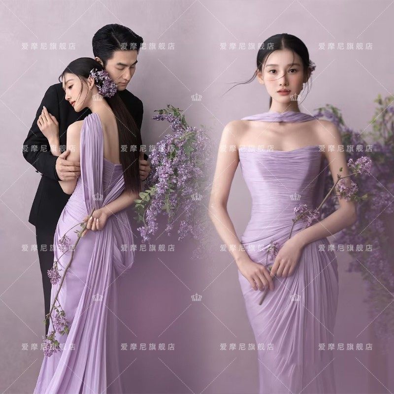 2025照相馆新款情侣主题新中式婚纱照紫色园林风小众高级感礼服晨