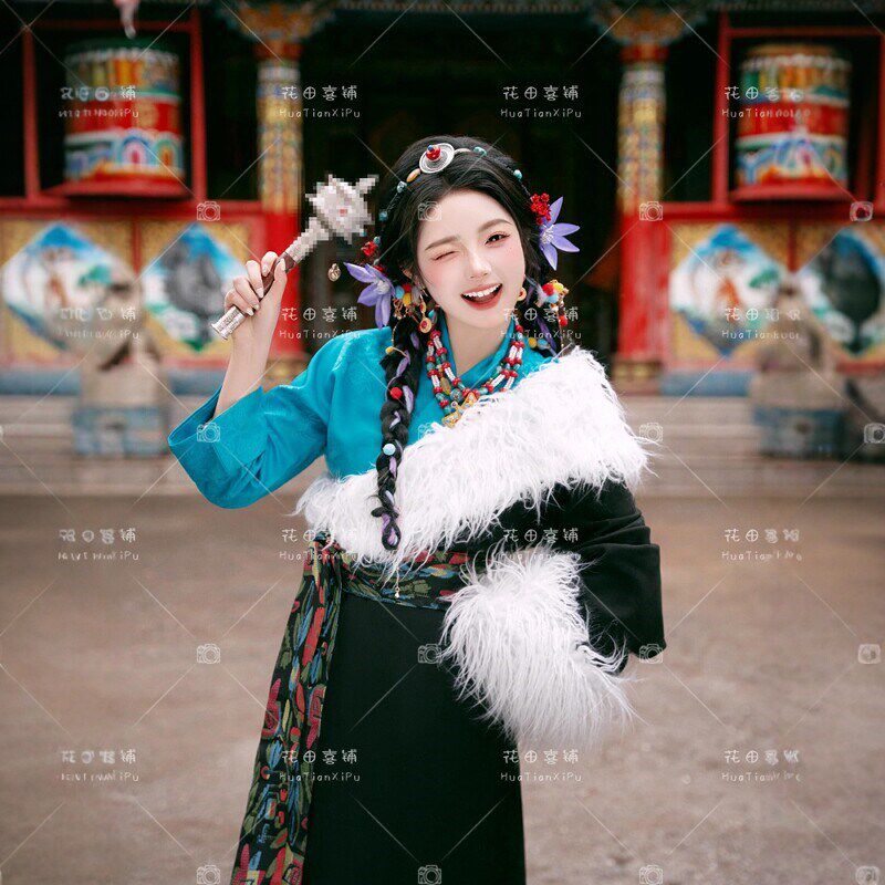 新款民族风旅拍云南川西藏族藏服网红爆款少女写真藏袍服装套装