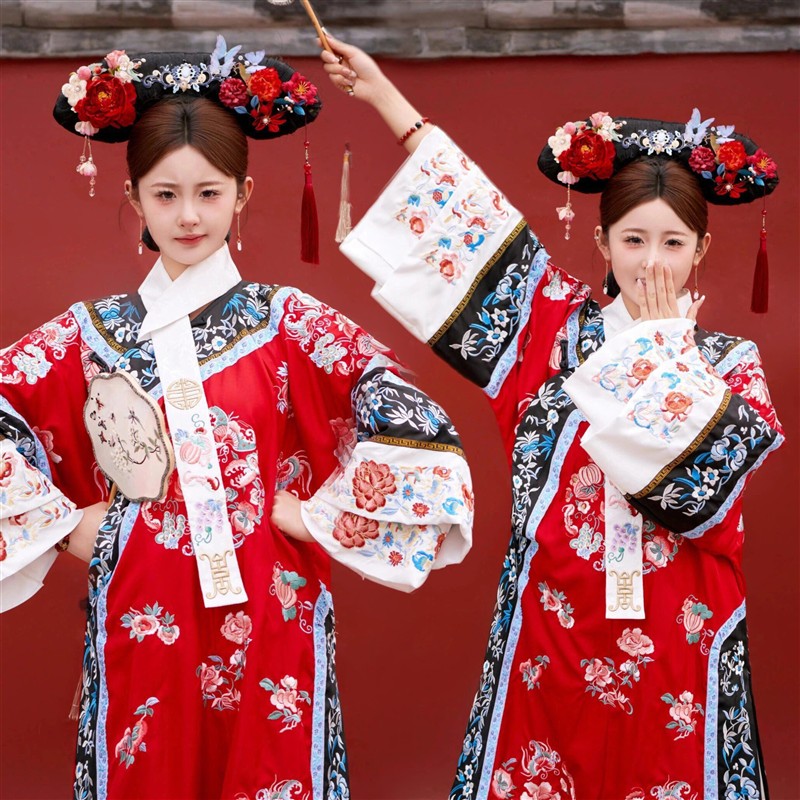 新款宫廷风清代红色印花格格服新中式清朝汉服女旅拍写真摄影服装