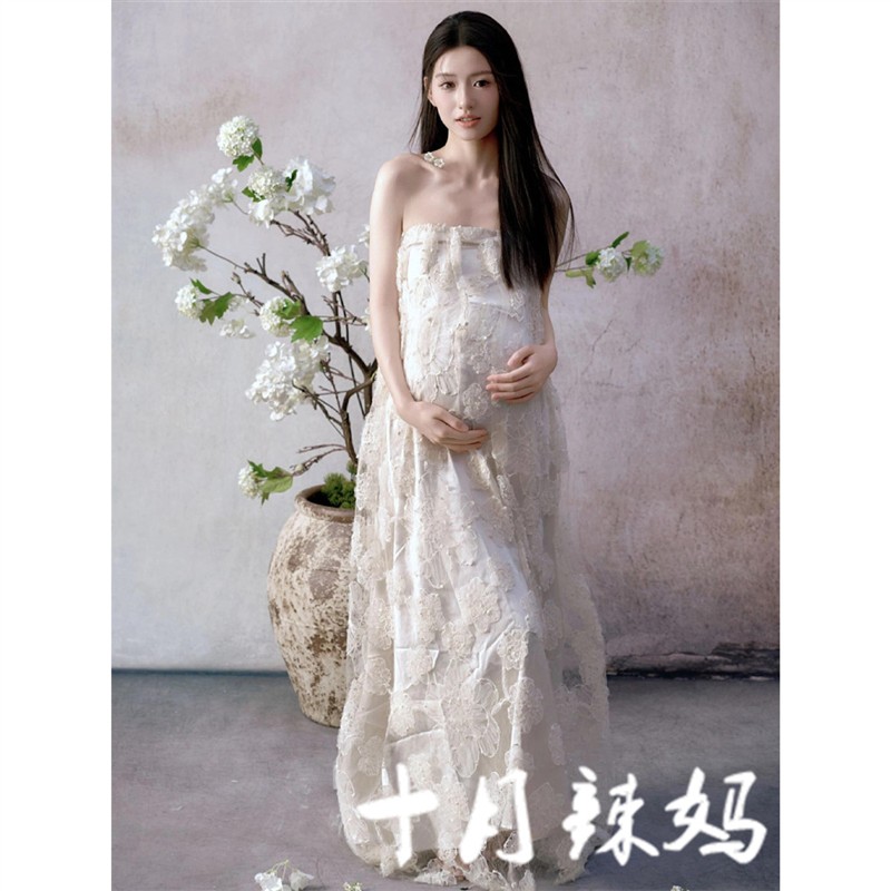 影楼新款孕妇照服装法式高级感蕾丝花朵礼服裙孕妈大肚照摄影衣服
