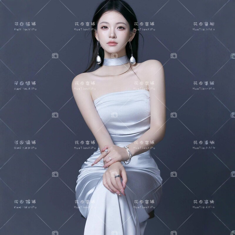 2026照相馆新款时尚高级感蓝色缎面礼服气质简约形象个人艺术照服